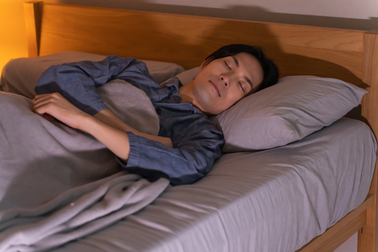 枕の寿命は1年～5年程｜素材ごとで耐用年数は大きく異なる | 寝具の豆知識♪