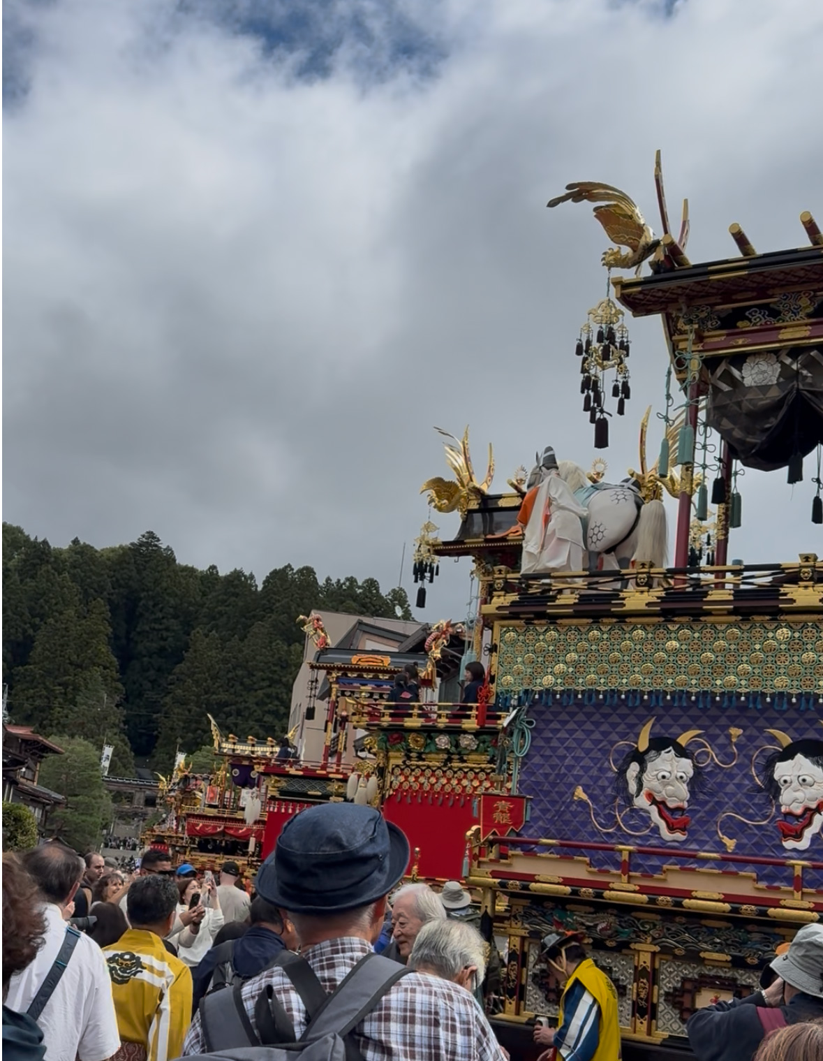 高山祭りと秋の帰省──母の温もりに包まれた心地よい眠り | Fine-One日記